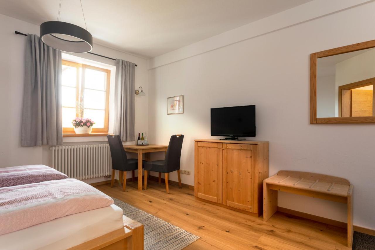 Pension Bernhardhof Otterfing Ngoại thất bức ảnh